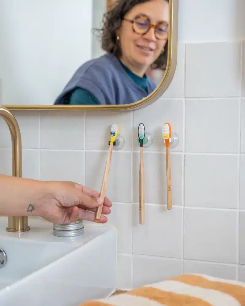 porte-brosse-a-dents-ventouse