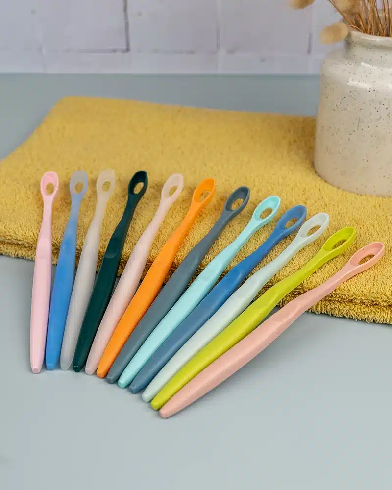 Brosses à dents en bioplastique rechargeables