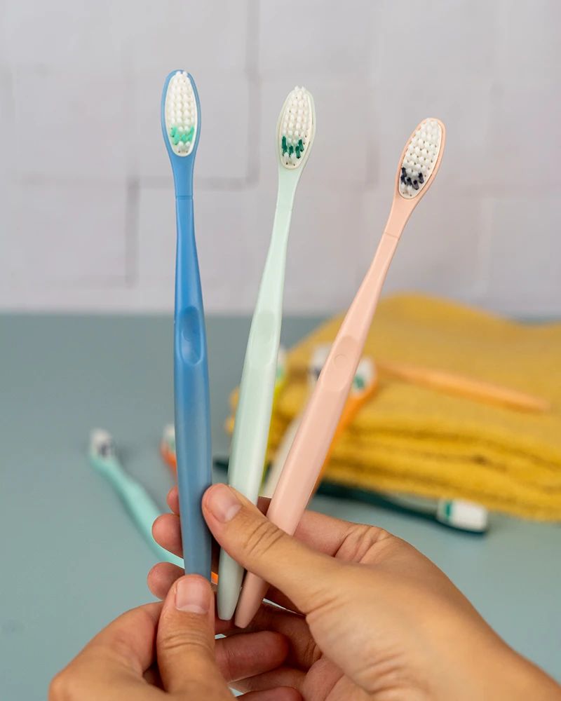 Brosses à dents rechargeables en bioplastique