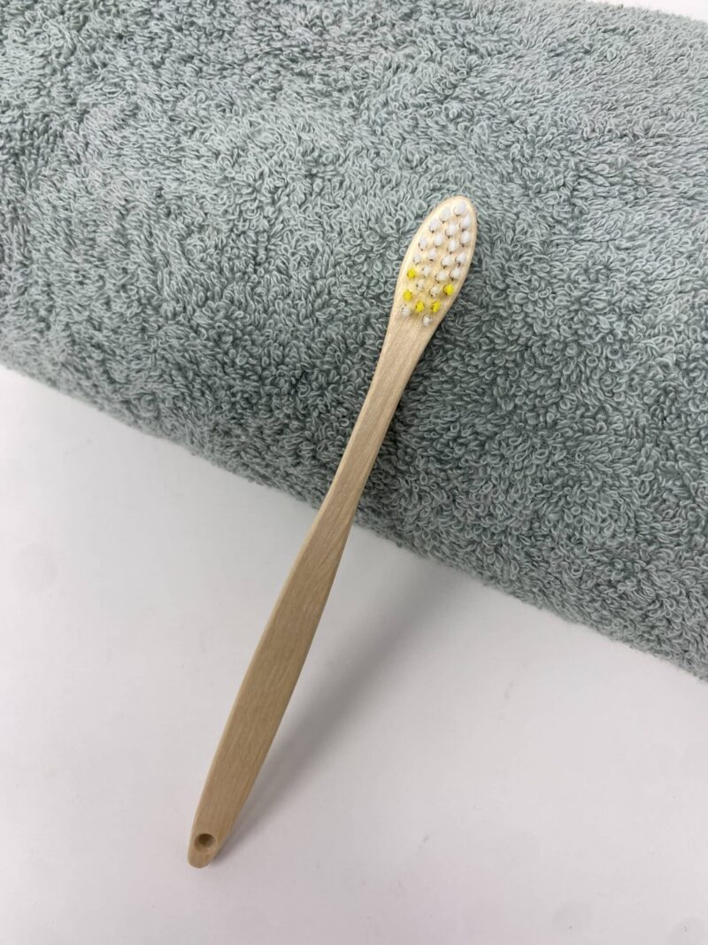 Lot de brosses à dents jaune en marque blanche - Pour enfant lot brosses à dents enfant blanc jaune marque blanche