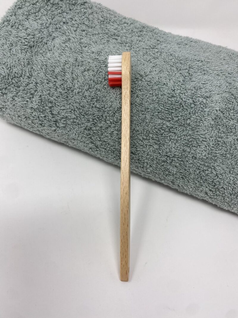 Lot de brosses à dents rouge en marque blanche - Pour enfant lot brosses à dents enfant blanc rouge marque blanche