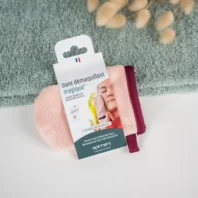 gant-demaquillant-a-l-eau-rose