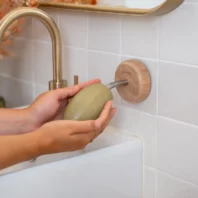 porte-savon-rotatif-bois