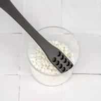 spatule-doseur-dentifrice-en-pastilles
