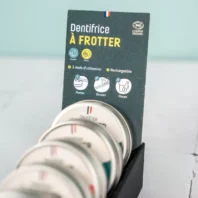 presentoir-dentifrice-a-frotter